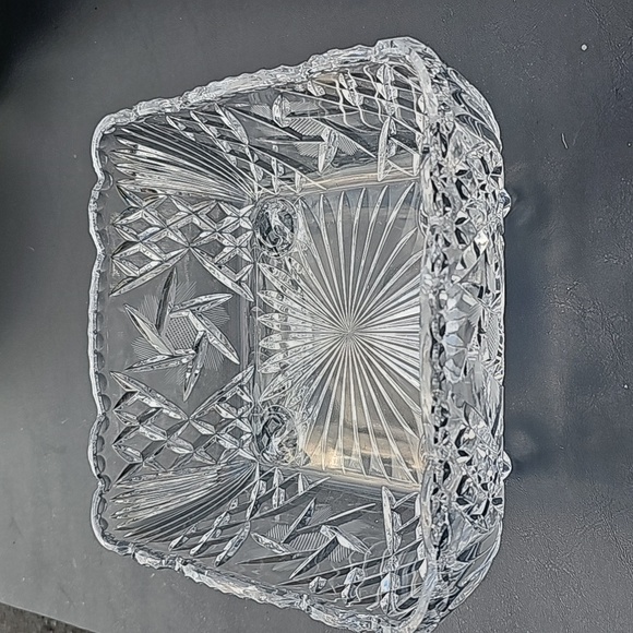 BOHEMIA VINTAGE PRESSED GLASS SQUARE BOWL WITH PINWHEELS - Picture 1 of 8